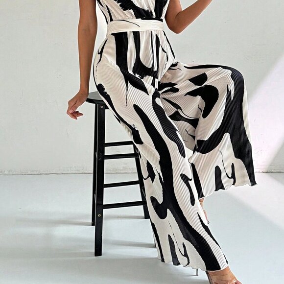 Black and White Casual Women's Elegant Commuting Loose Long Jumpsuit - Picture 4 of 7
